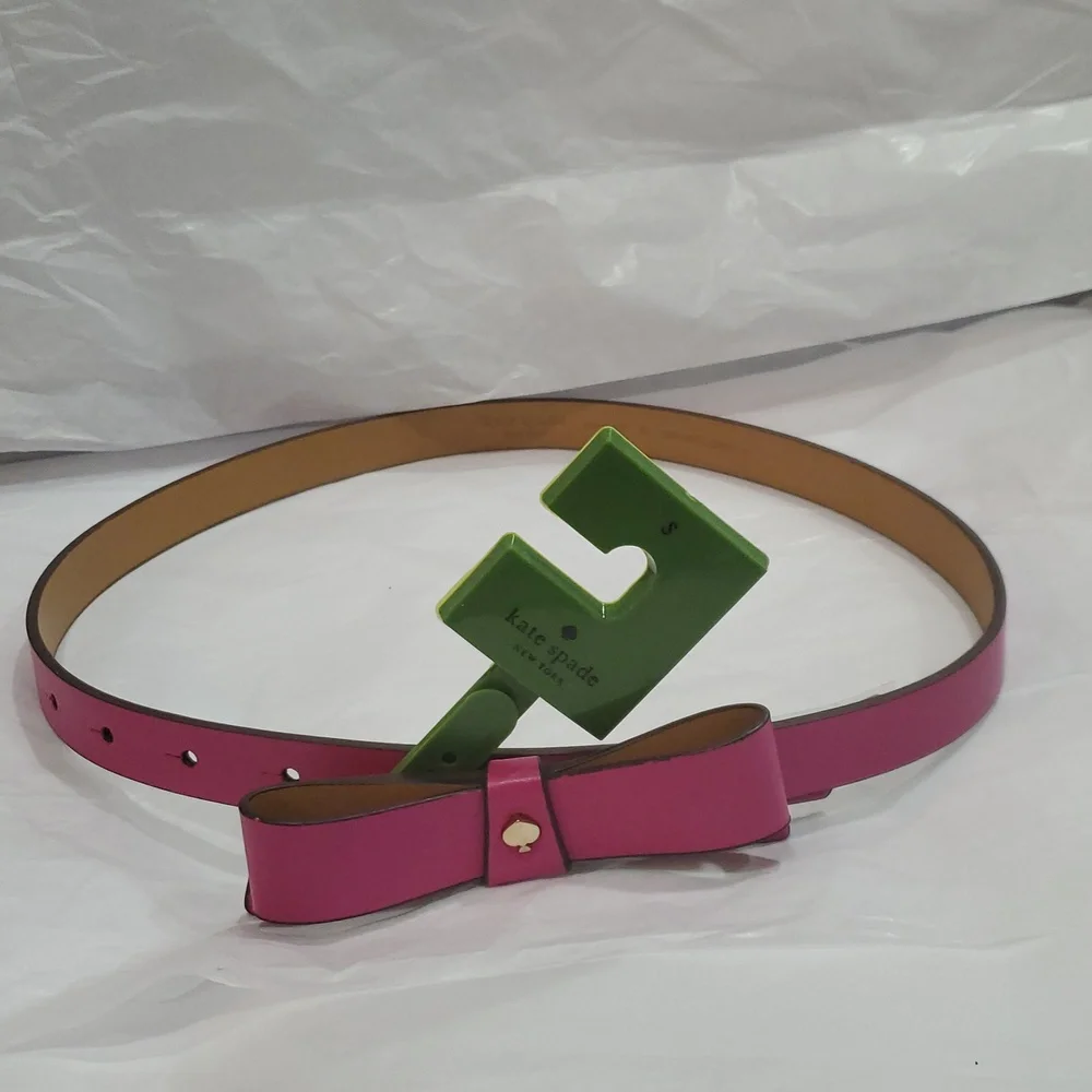 Kate spade pink bow Kate Spade signature gold logo belt size Small new‎